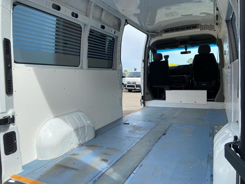 2015 RENAULT MASTER X62 WINDOW VAN MID ROOF LWB 5DR AMT 6SP 2.3DTT L3H SPORTS AUTOMATIC SINGLE CLUTCH VAN