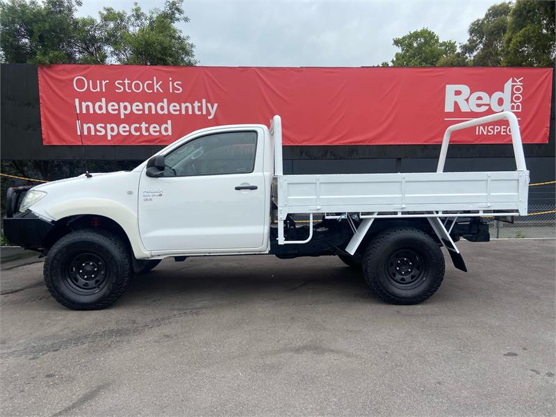 2010 TOYOTA HILUX 4 X 4 SR 2DR MAN 5SP 3.0DT SINGLE CABCAB CHASSIS