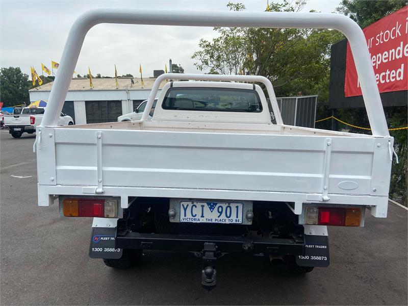 2010 TOYOTA HILUX 4 X 4 SR 2DR MAN 5SP 3.0DT SINGLE CABCAB CHASSIS