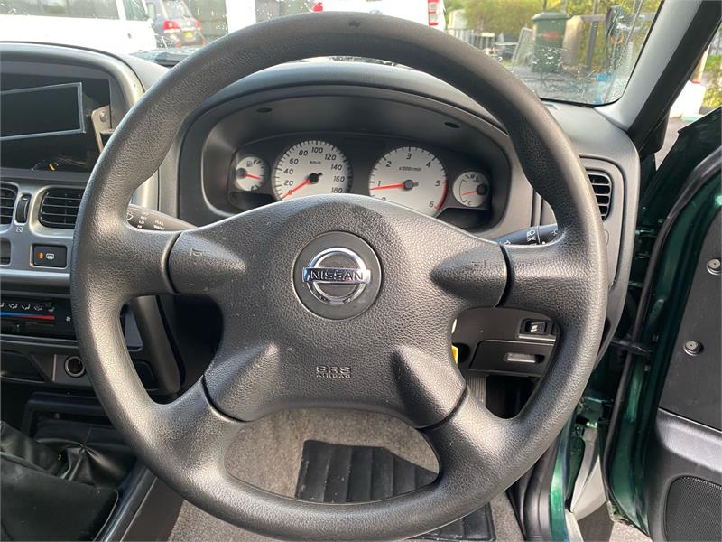 2008 NISSAN NAVARA D22 ST-R 4X4 2.5DT DUAL CAB 4DR 5SP MANUAL UTILITY