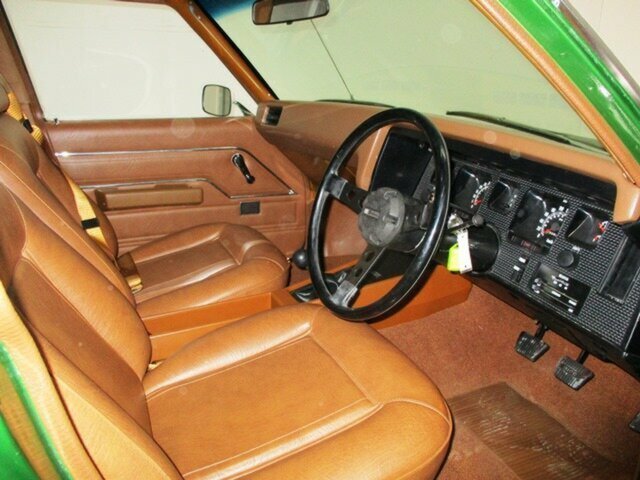 1974 HOLDEN SANDMAN HQ MANUAL PANEL VAN RWD