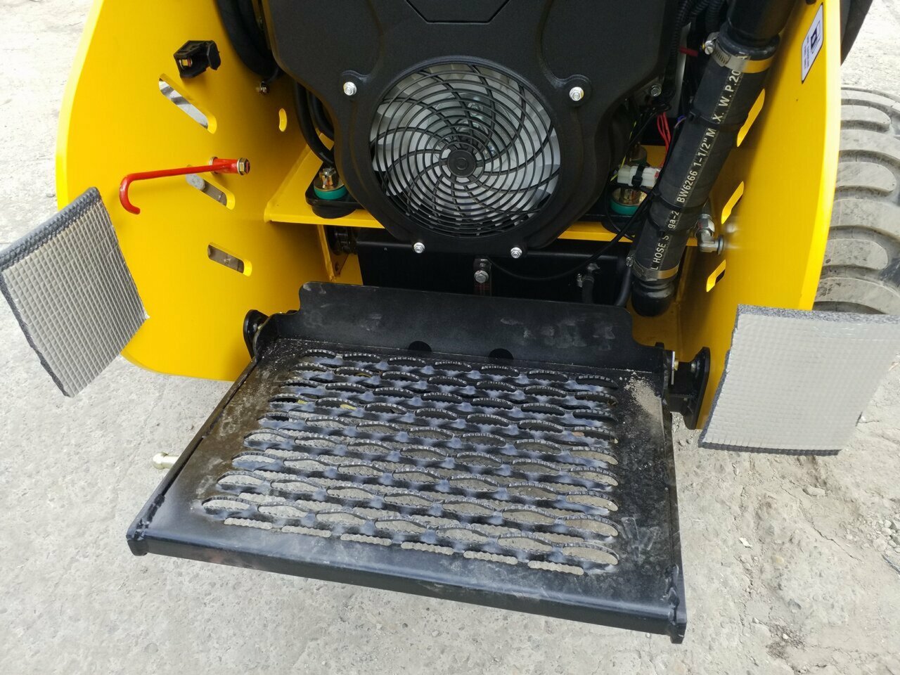 2019 KIBOLTA TY-323-S WHEELED MINI LOADER