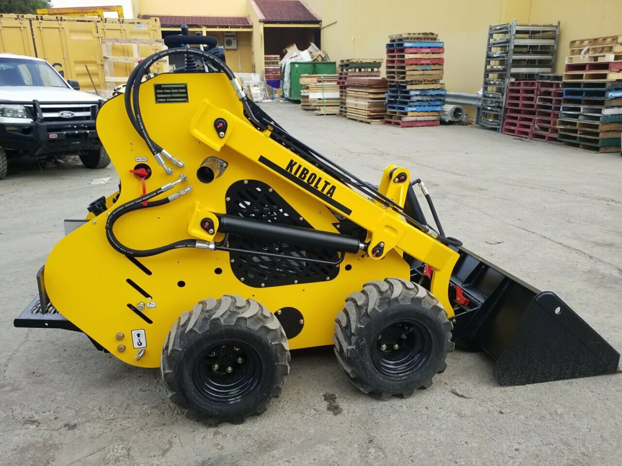 2019 KIBOLTA TY-323-S WHEELED MINI LOADER