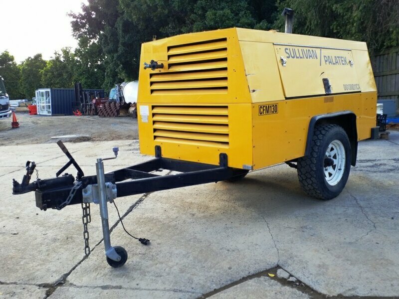 2005 SULLIVAN PALATAK D013Q11CA SINGLE AXLE COMPRESSOR MOUNTED