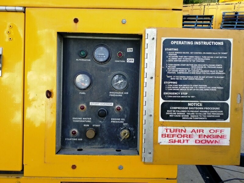 2005 SULLIVAN PALATAK D013Q11CA SINGLE AXLE COMPRESSOR MOUNTED
