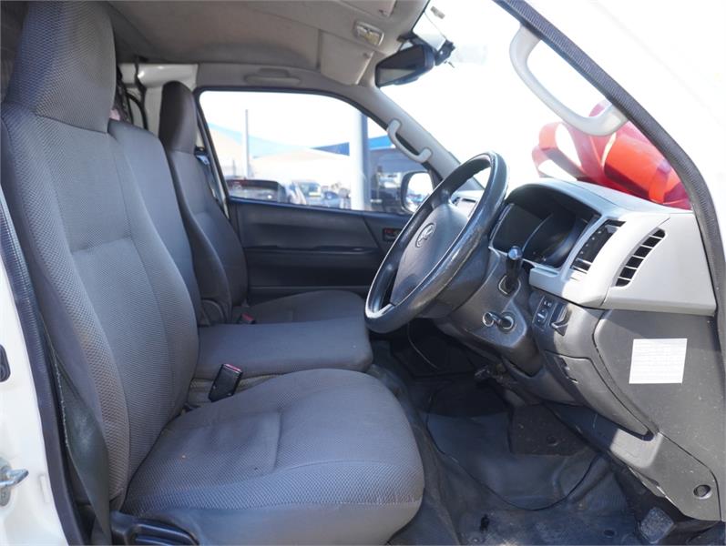 2013 TOYOTA HIACE TRH201R AUTOMATIC VAN
