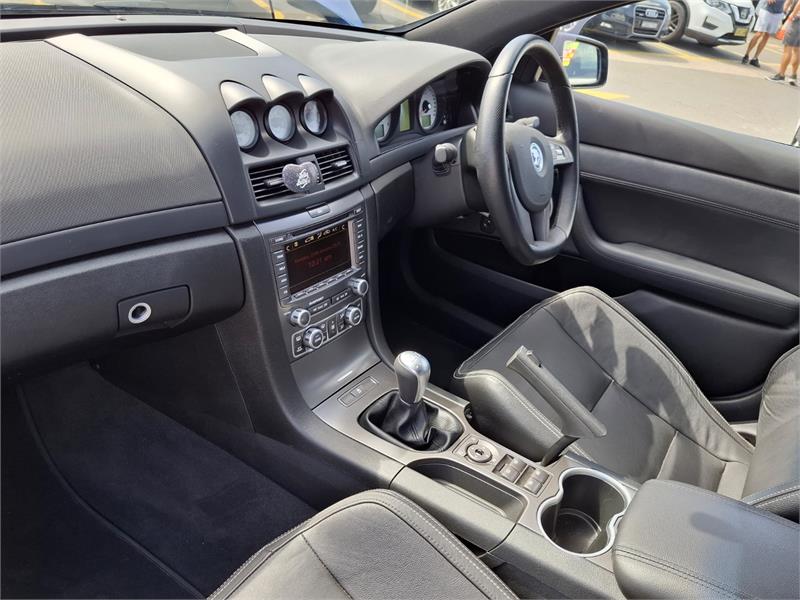 2010 HOLDEN SPECIAL VEHICLES CLUBSPORT E SERIES 2 R8 MANUAL SEDAN