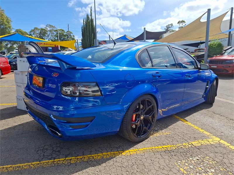 2010 HOLDEN SPECIAL VEHICLES CLUBSPORT E SERIES 2 R8 MANUAL SEDAN