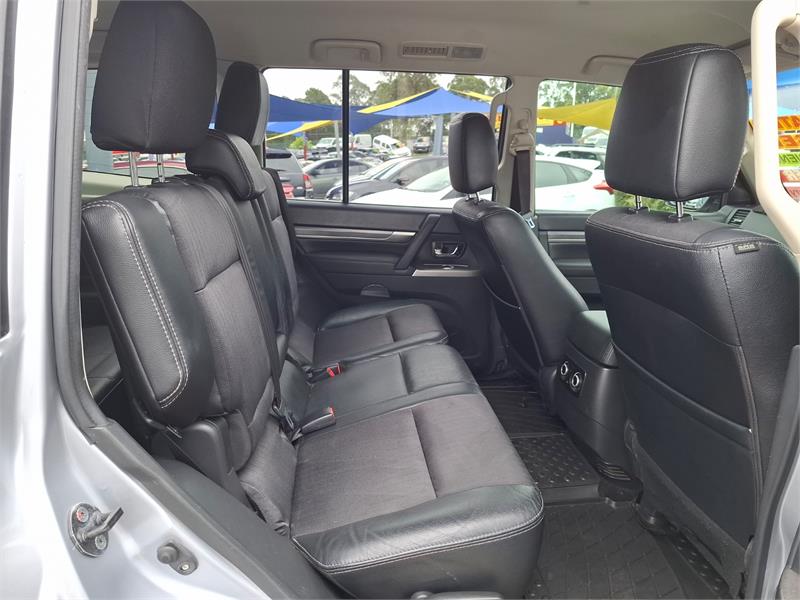 2012 MITSUBISHI PAJERO NW VR-X SPORTS AUTOMATIC WAGON