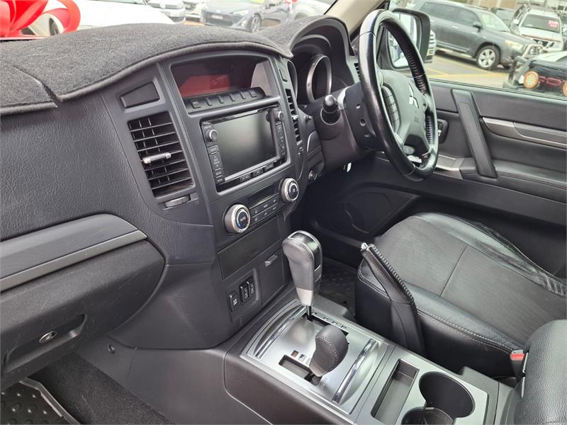 2012 MITSUBISHI PAJERO NW VR-X SPORTS AUTOMATIC WAGON