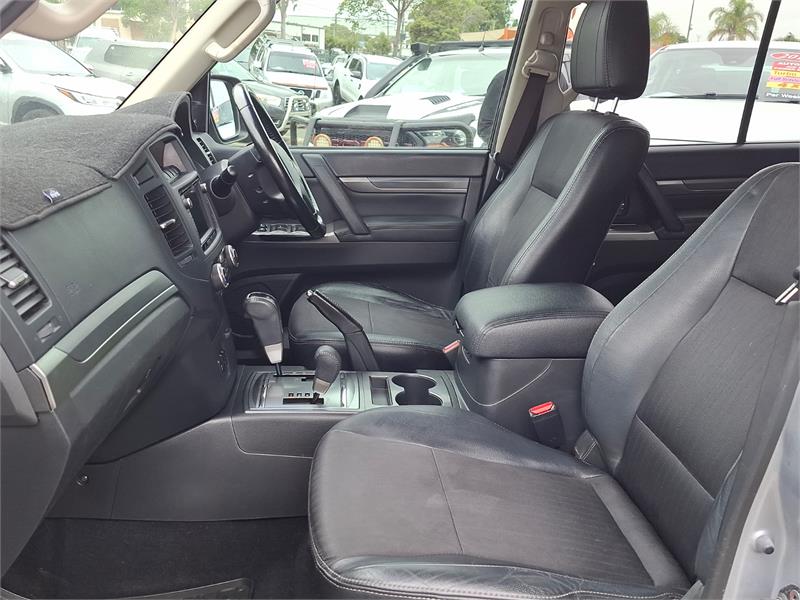 2012 MITSUBISHI PAJERO NW VR-X SPORTS AUTOMATIC WAGON