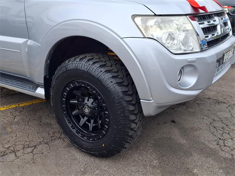 2012 MITSUBISHI PAJERO NW VR-X SPORTS AUTOMATIC WAGON