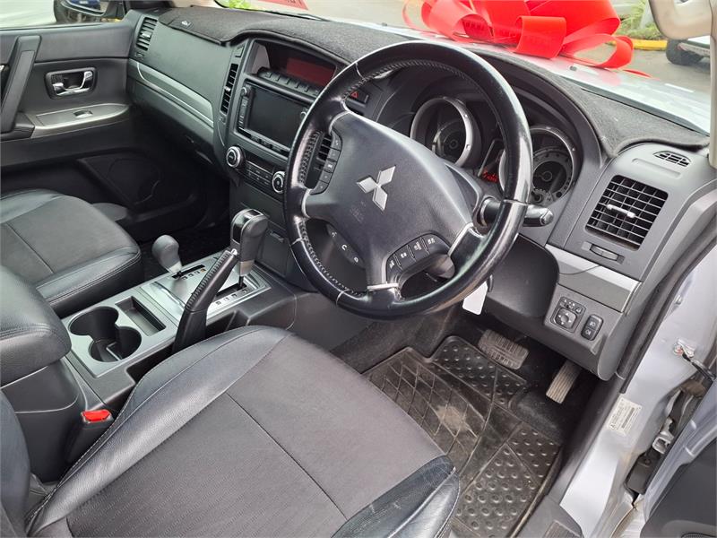 2012 MITSUBISHI PAJERO NW VR-X SPORTS AUTOMATIC WAGON