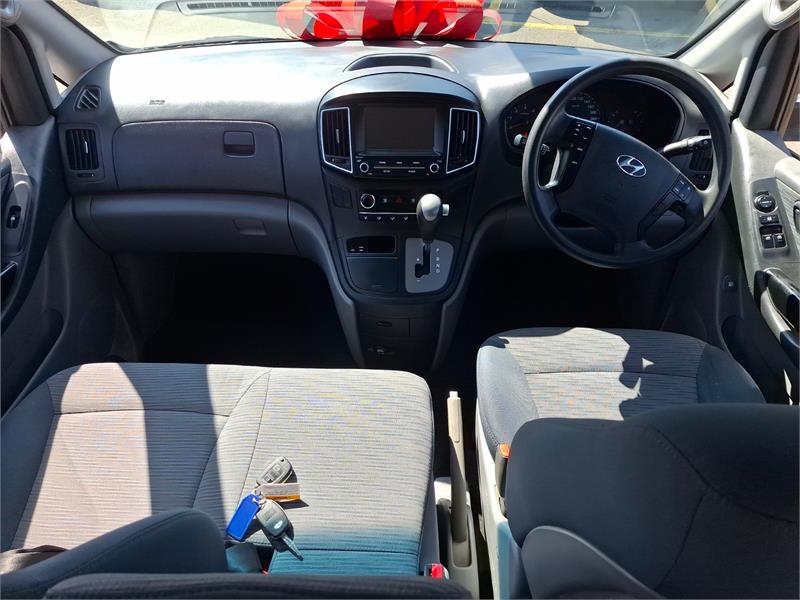 2017 HYUNDAI ILOAD TQ3-V SERIES II AUTOMATIC VAN