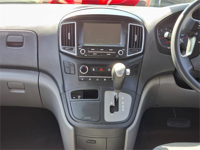 2017 HYUNDAI ILOAD TQ3-V SERIES II AUTOMATIC VAN