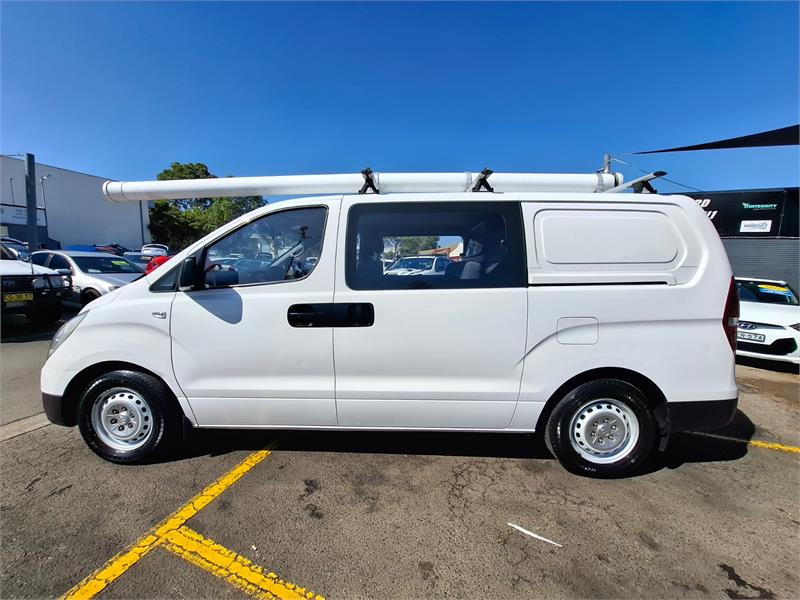 2017 HYUNDAI ILOAD TQ3-V SERIES II AUTOMATIC VAN