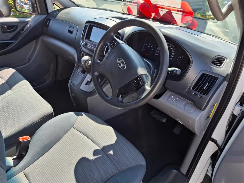 2017 HYUNDAI ILOAD TQ3-V SERIES II AUTOMATIC VAN