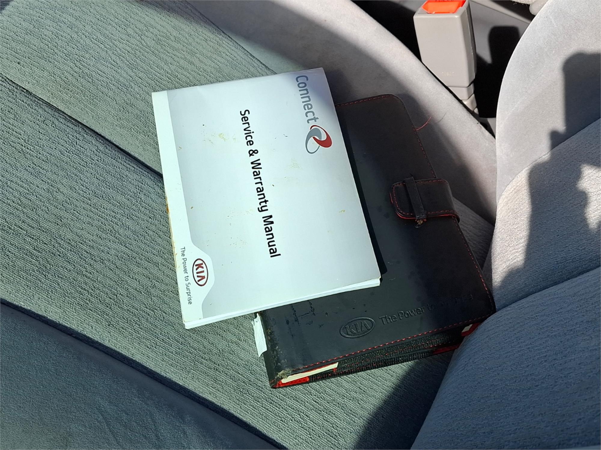 2012 KIA GRAND CARNIVAL VQ S SPORTS AUTOMATIC WAGON