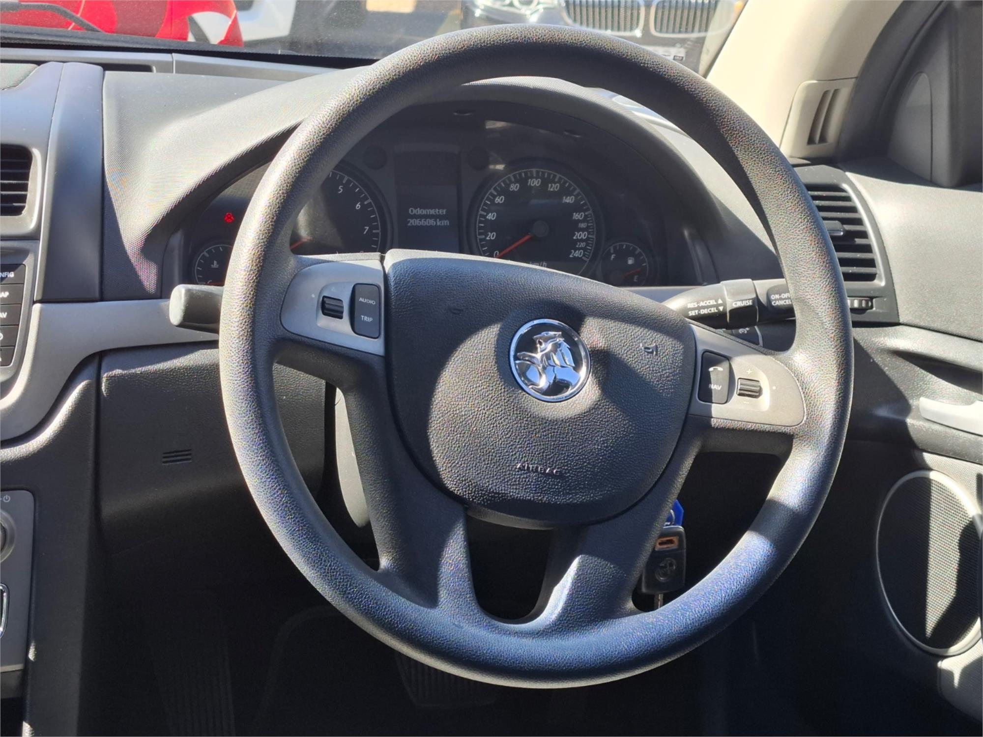2012 HOLDEN COMMODORE VE II MY12 OMEGA 6 SP AUTOMATIC 4D SEDAN