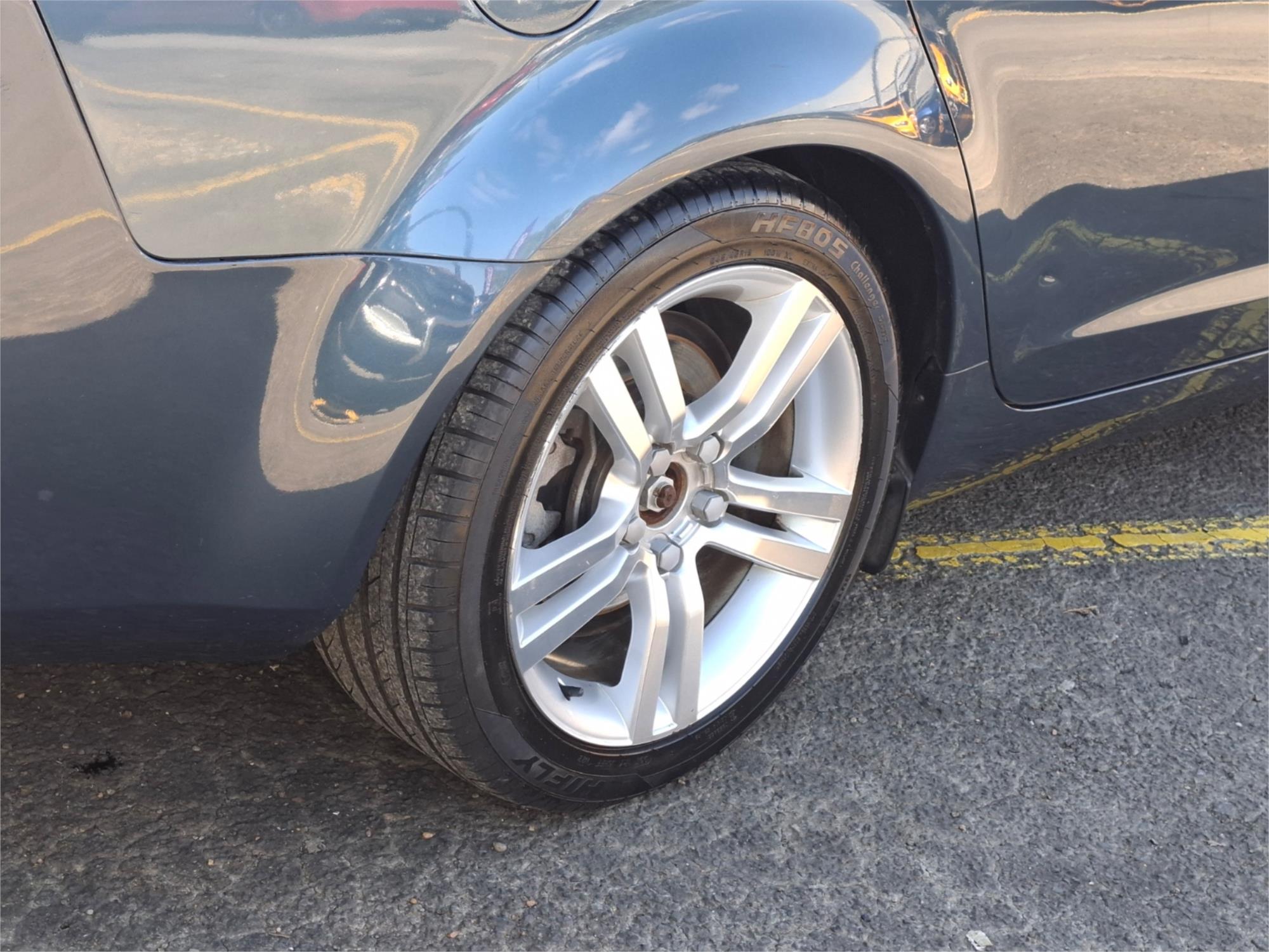 2012 HOLDEN COMMODORE VE II MY12 OMEGA 6 SP AUTOMATIC 4D SEDAN