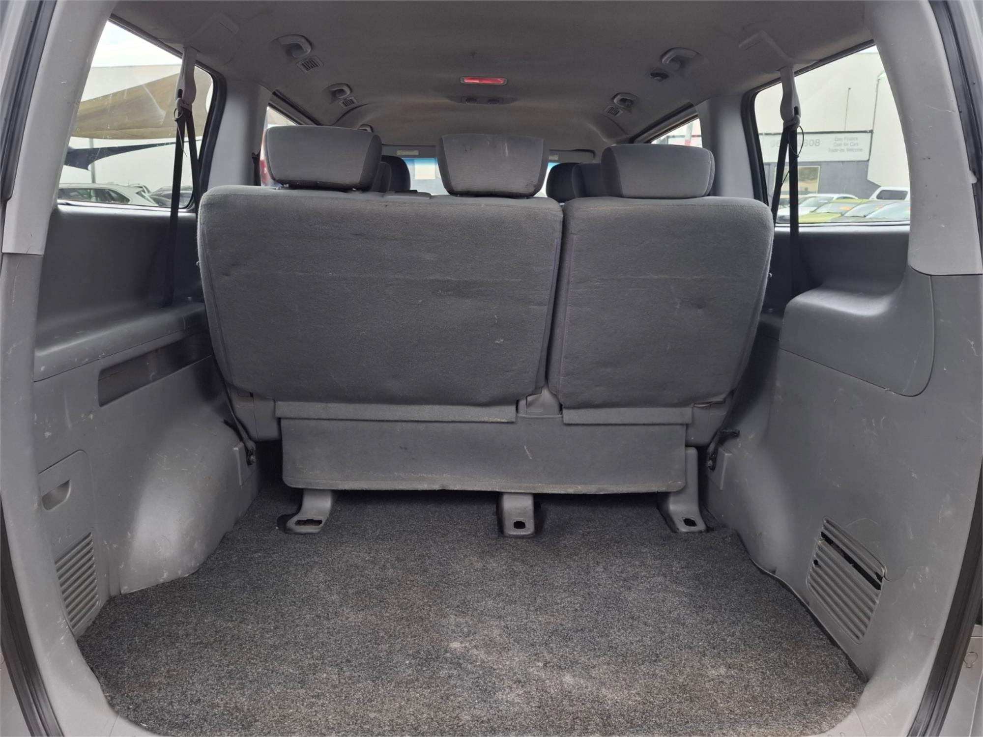 2010 HYUNDAI IMAX TQ-W MANUAL WAGON