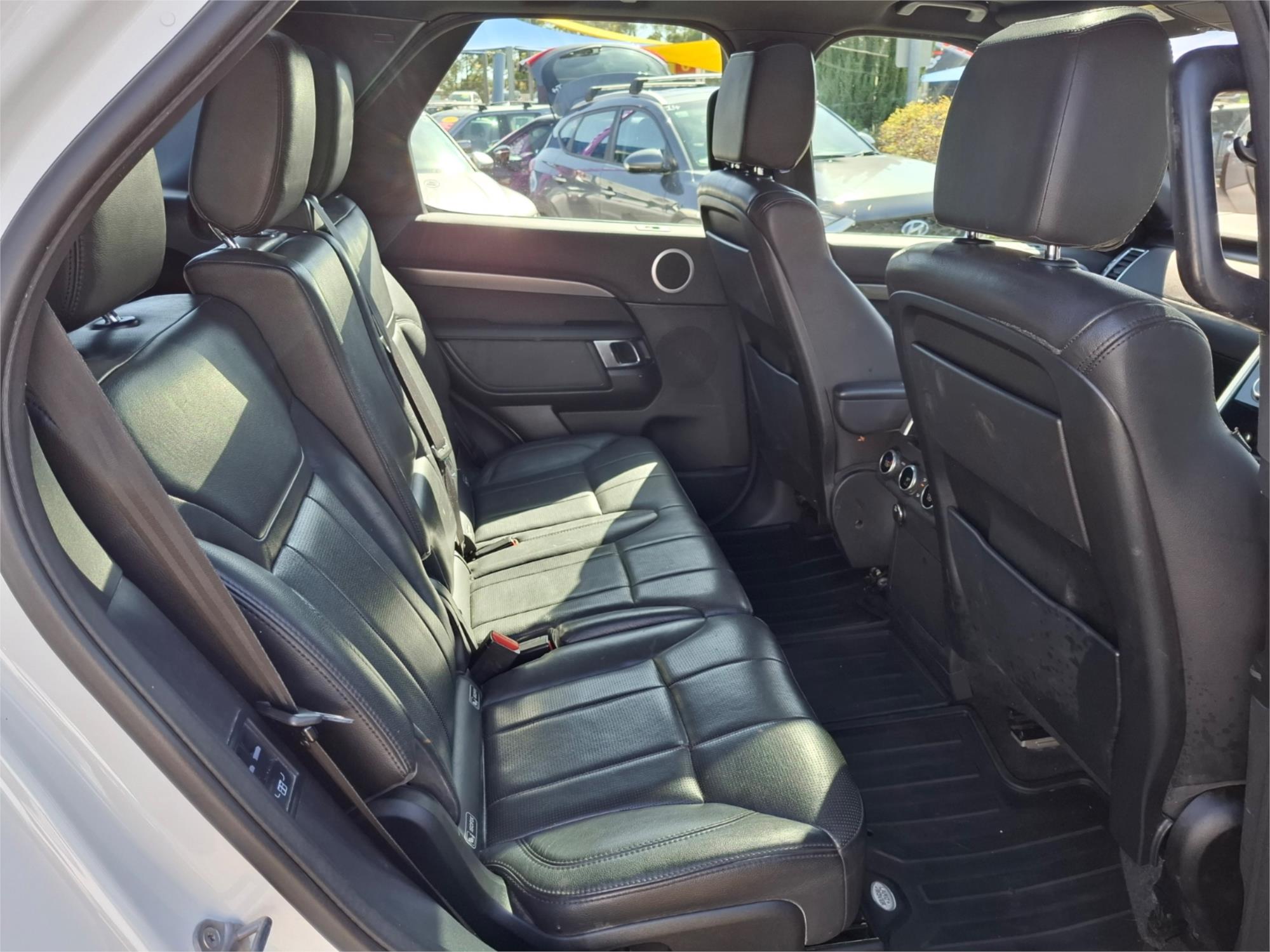 2017 LAND ROVER DISCOVERY MY18 TD6 HSE (190kW) 8 SP AUTOMATIC 4D WAGON