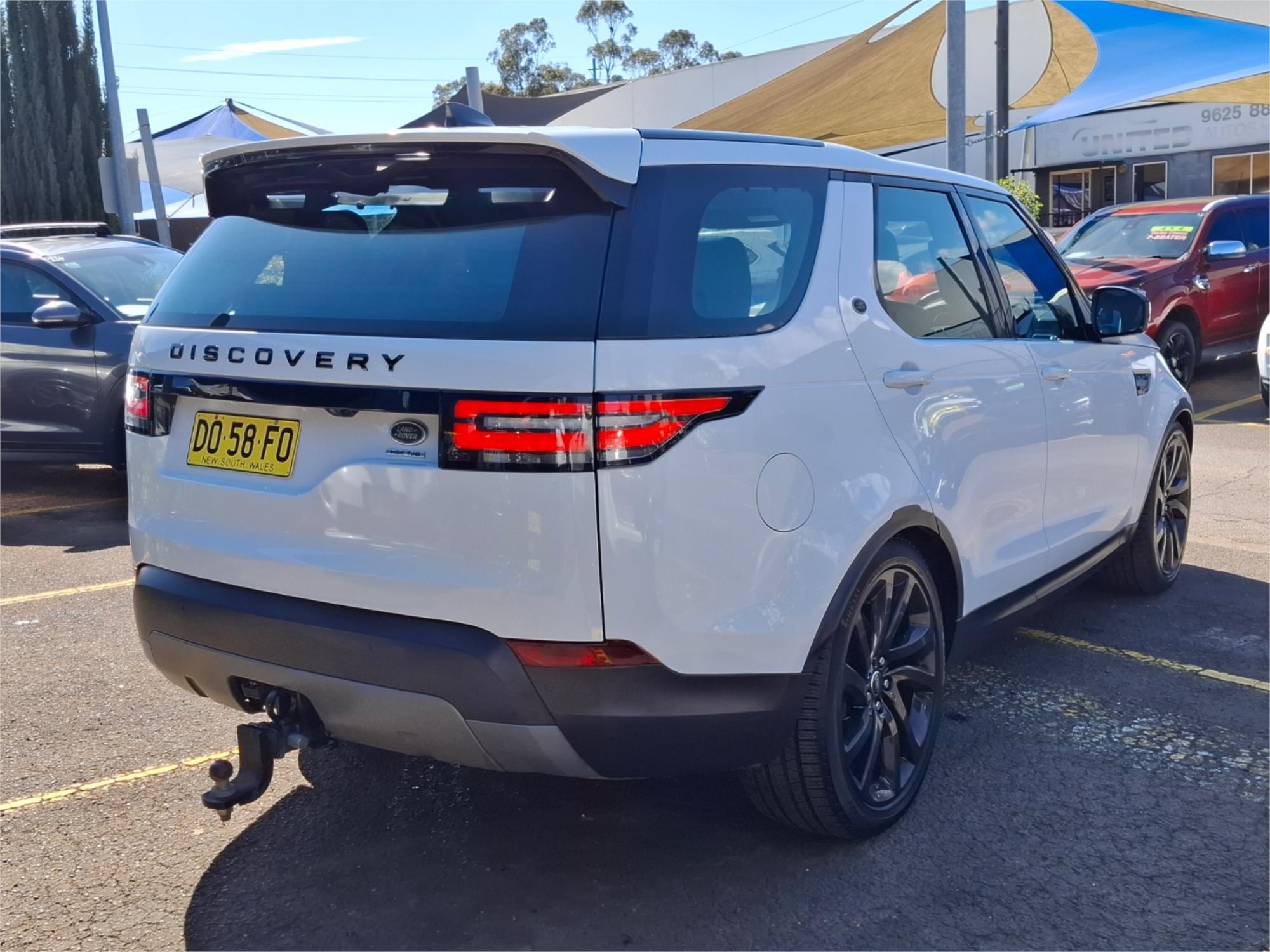 2017 LAND ROVER DISCOVERY MY18 TD6 HSE (190kW) 8 SP AUTOMATIC 4D WAGON