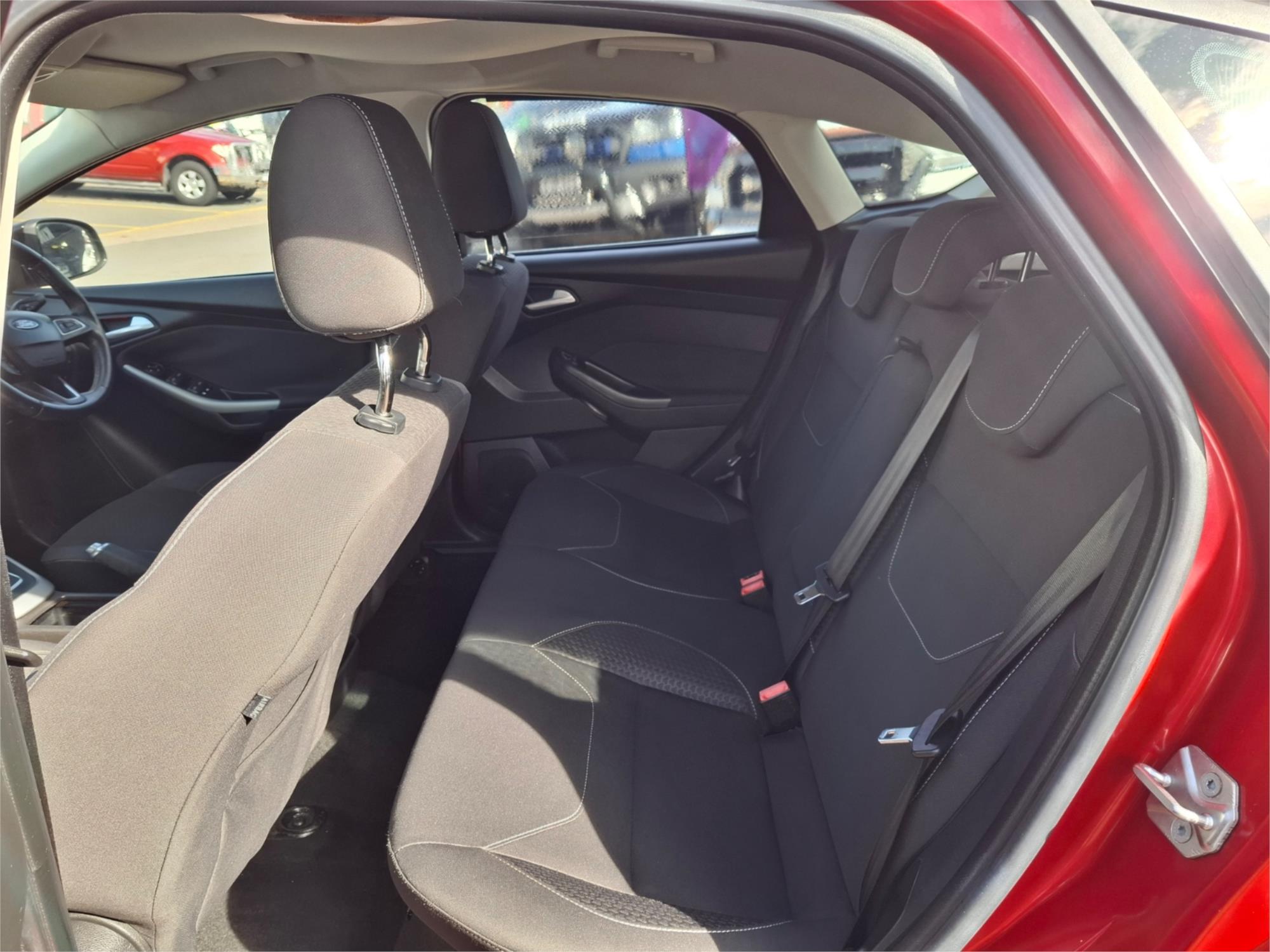 2015 FORD FOCUS LW MK2 MY14 SPORT 6 SP AUTOMATIC 5D HATCHBACK