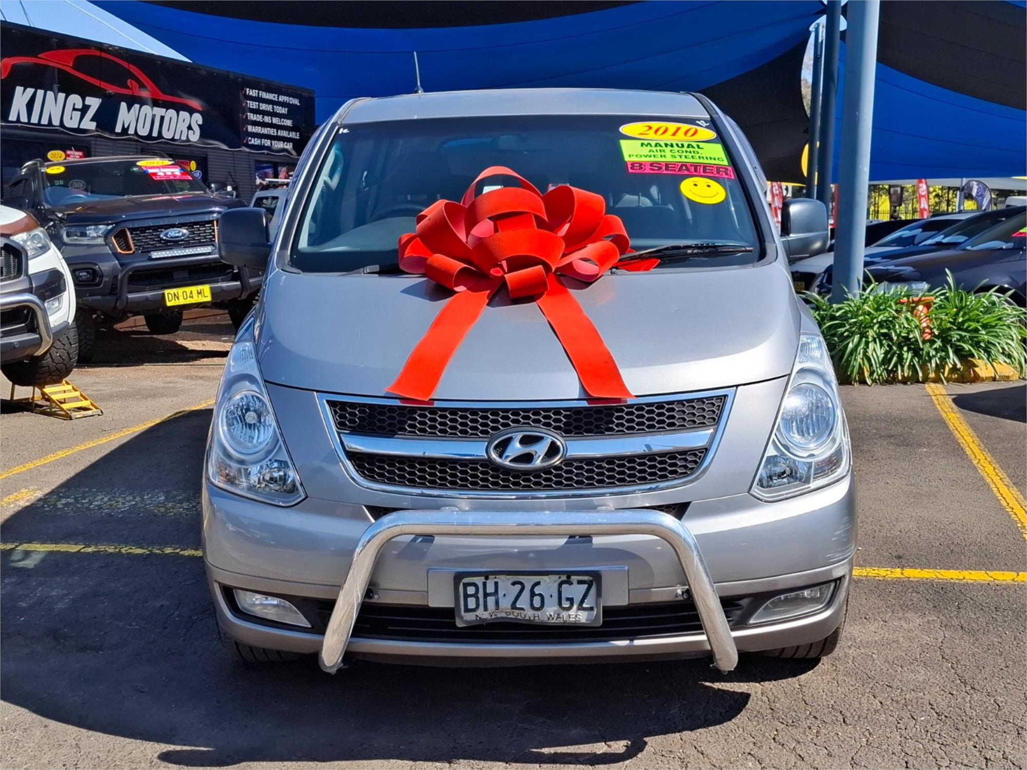 2010 HYUNDAI IMAX TQ-W 8ST 5DR MAN 5SP 781KG 2.5DT WAGON