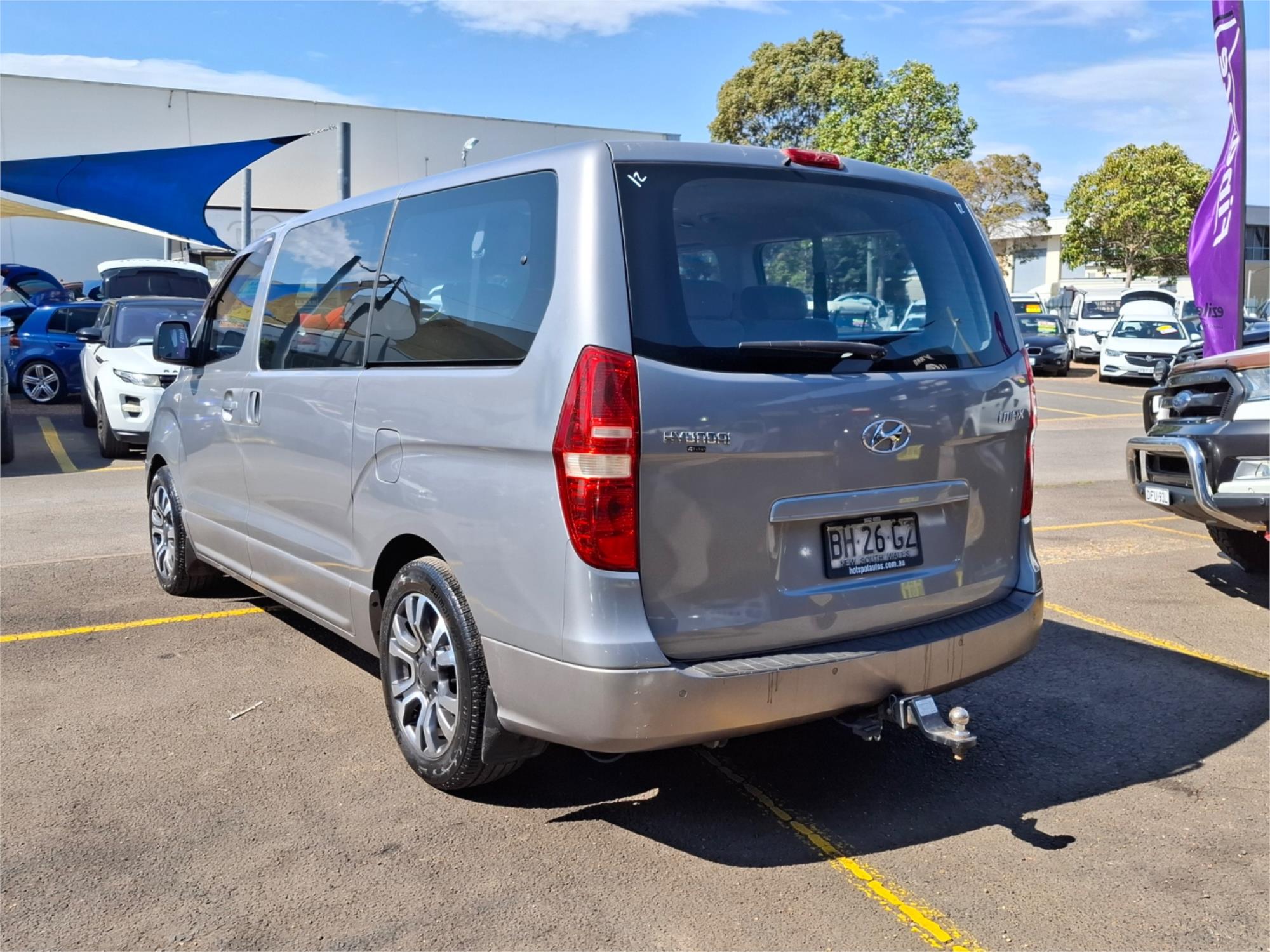 2010 HYUNDAI IMAX TQ-W 8ST 5DR MAN 5SP 781KG 2.5DT WAGON