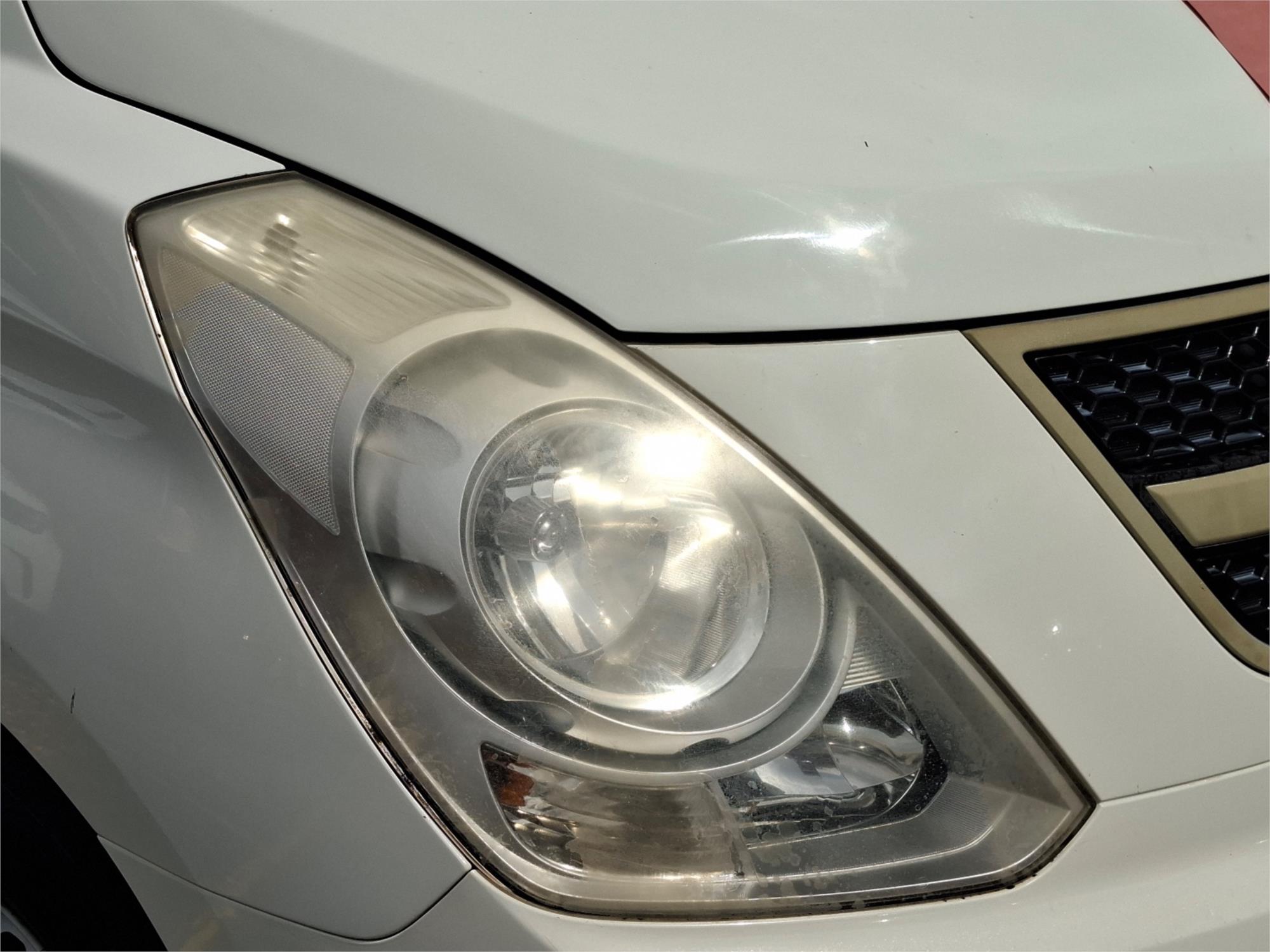2010 HYUNDAI ILOAD TQ-V VAN