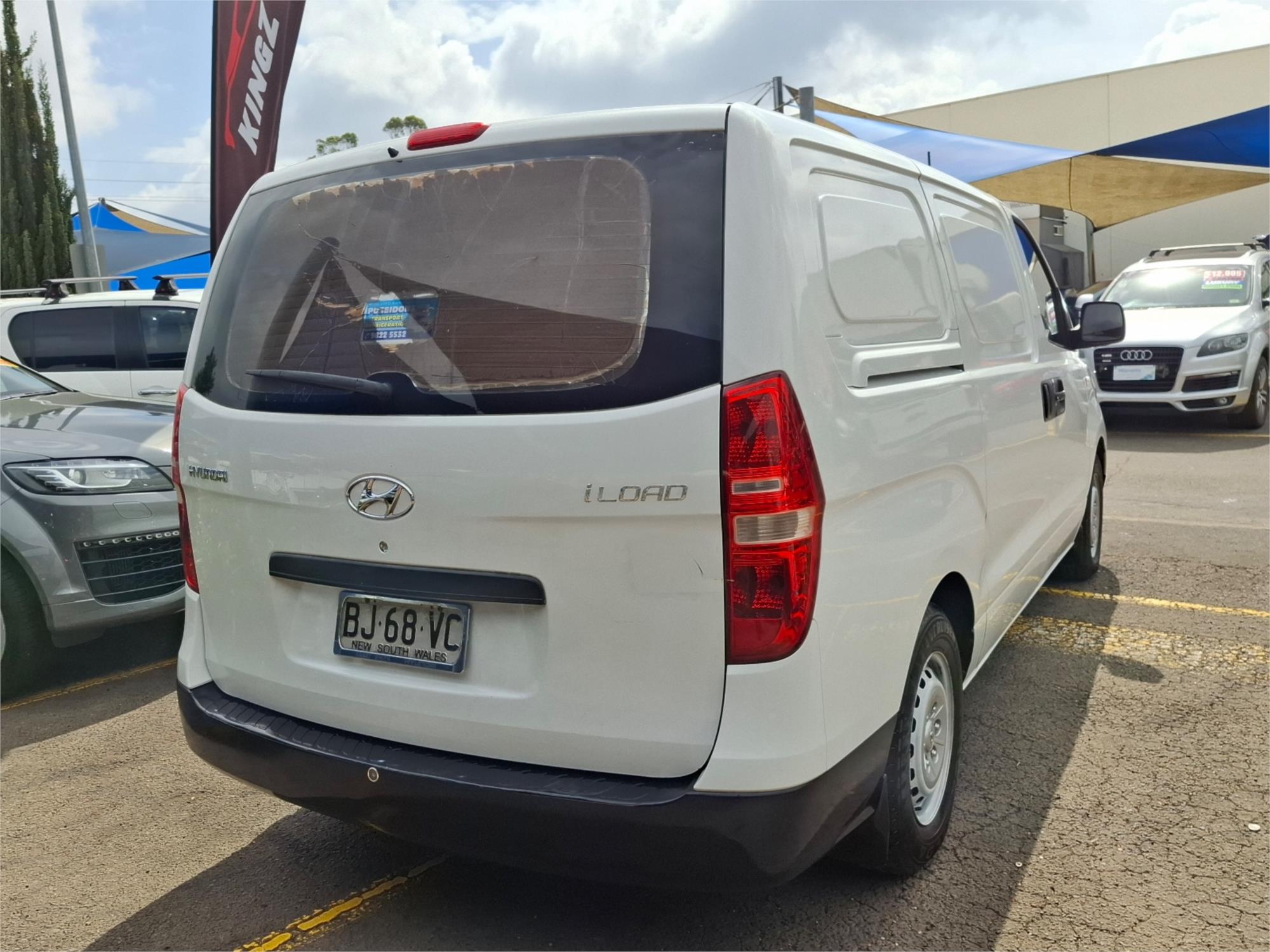 2010 HYUNDAI ILOAD TQ-V VAN
