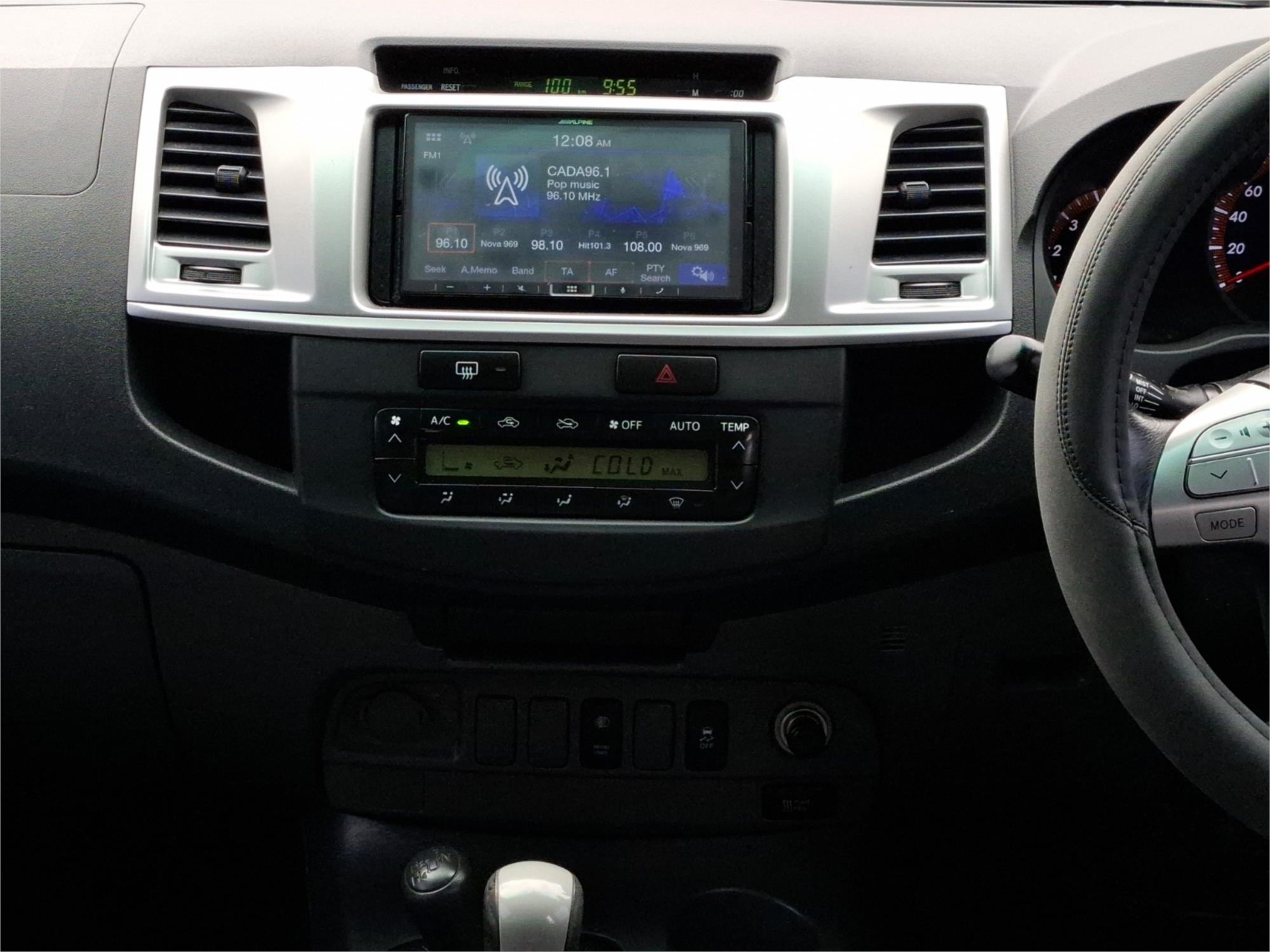 2012 TOYOTA HILUX KUN26R MY12 SR5 (4x4) 4 SP AUTOMATIC DUAL CAB P/UP
