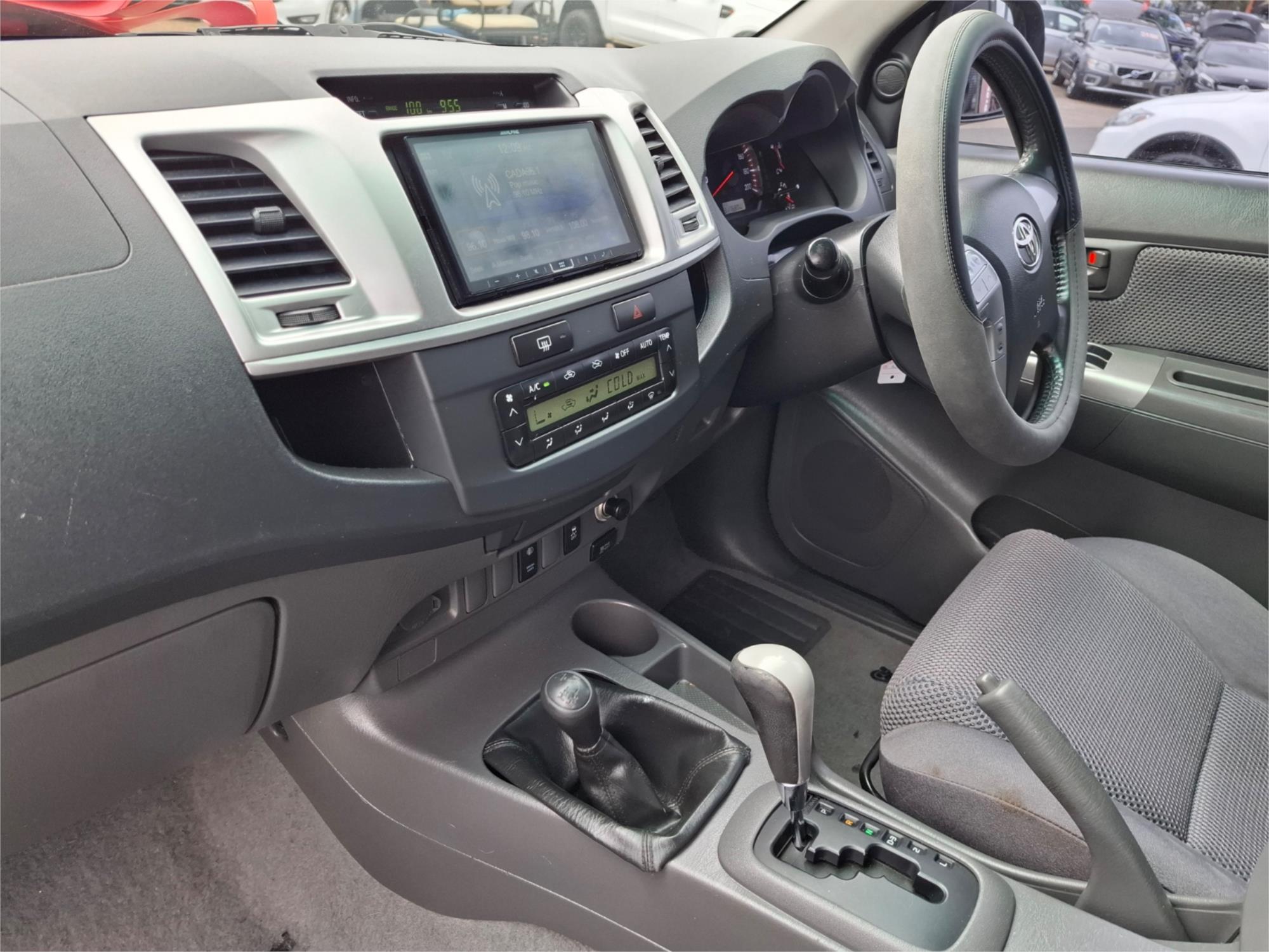 2012 TOYOTA HILUX KUN26R MY12 SR5 (4x4) 4 SP AUTOMATIC DUAL CAB P/UP