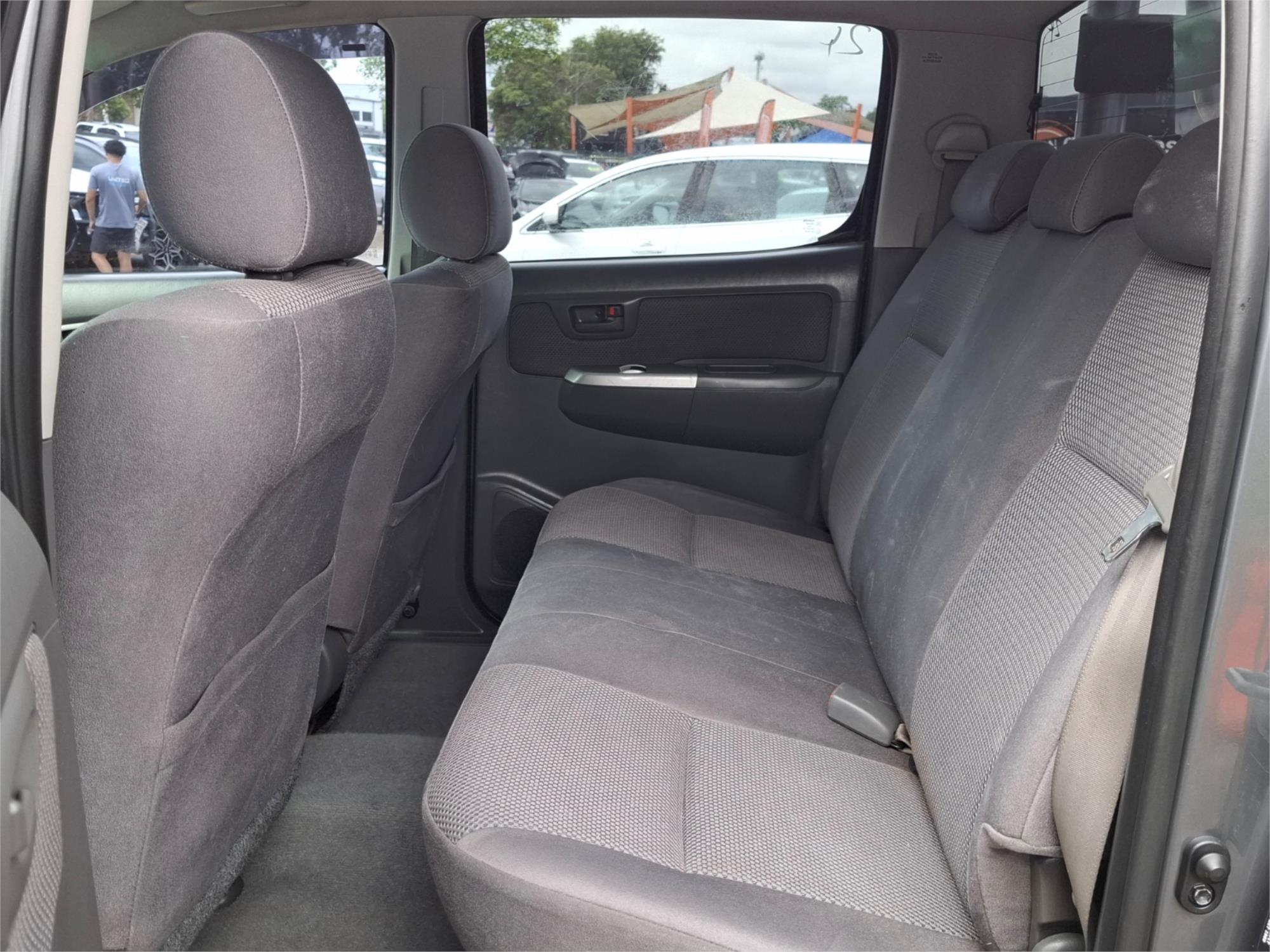 2012 TOYOTA HILUX KUN26R MY12 SR5 (4x4) 4 SP AUTOMATIC DUAL CAB P/UP