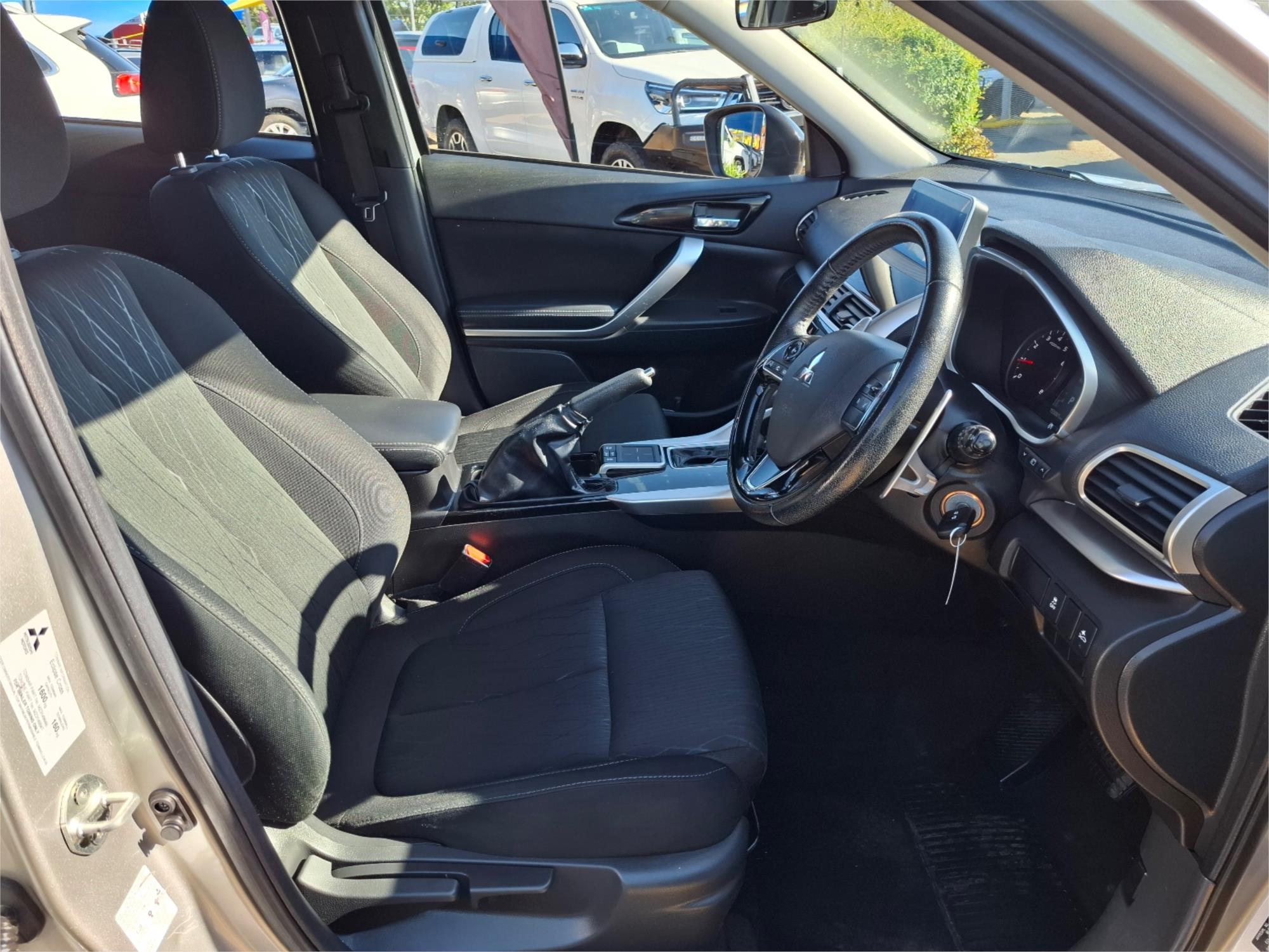 2018 MITSUBISHI ECLIPSE CROSS YA MY18 ES (2WD) CONTINUOUS VARIABLE 4D WAGON