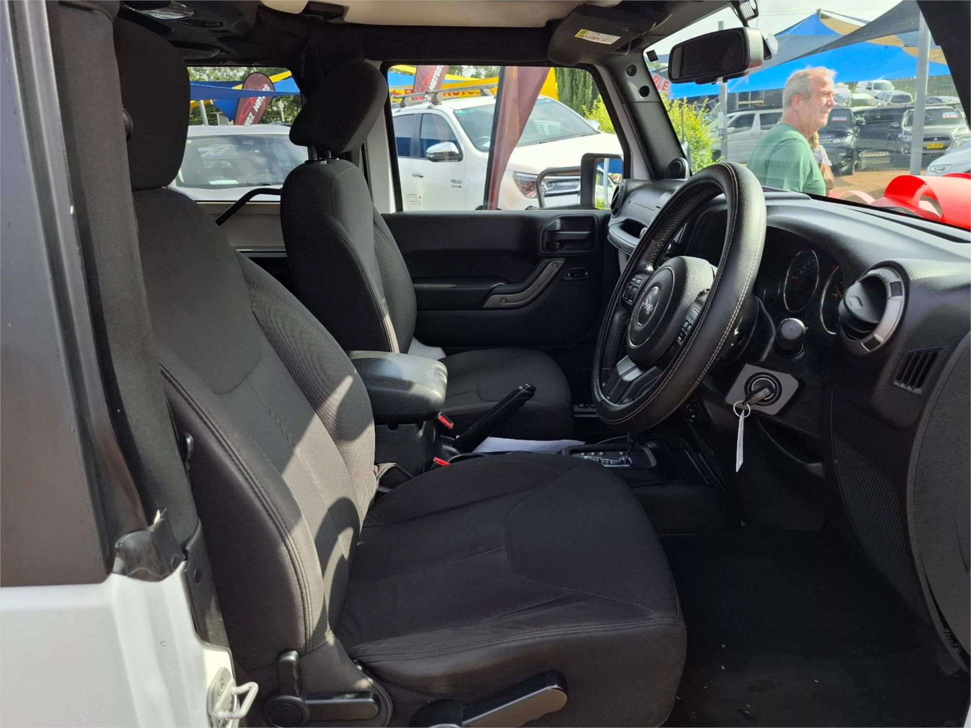 2013 JEEP WRANGLER JK MY13 SPORT (4x4) 5 SP AUTOMATIC 2D SOFTTOP