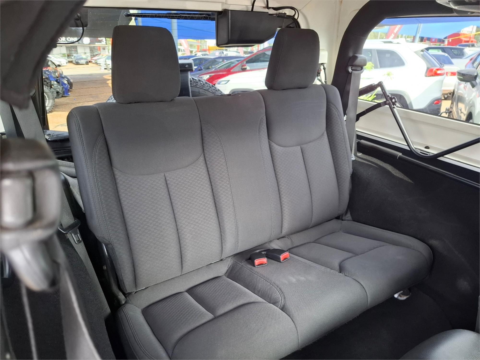 2013 JEEP WRANGLER JK MY13 SPORT (4x4) 5 SP AUTOMATIC 2D SOFTTOP