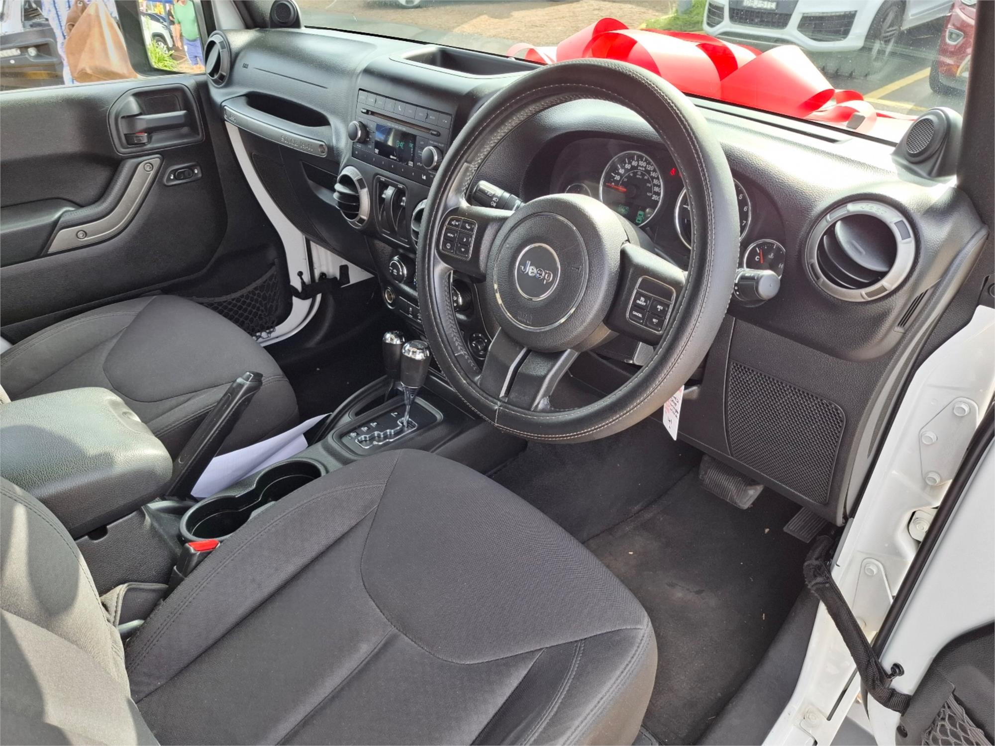 2013 JEEP WRANGLER JK MY13 SPORT (4x4) 5 SP AUTOMATIC 2D SOFTTOP