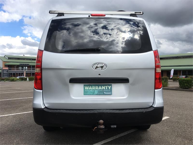 2009 HYUNDAI ILOAD TQ-V MANUAL VAN