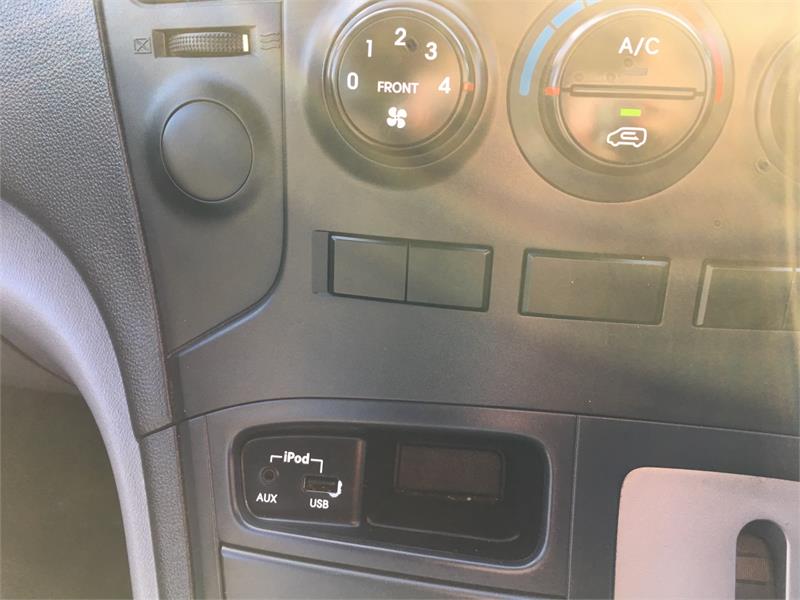 2010 HYUNDAI ILOAD TQ-V SPORTS AUTOMATIC VAN