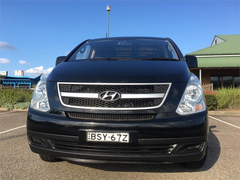 2010 HYUNDAI ILOAD TQ-V SPORTS AUTOMATIC VAN