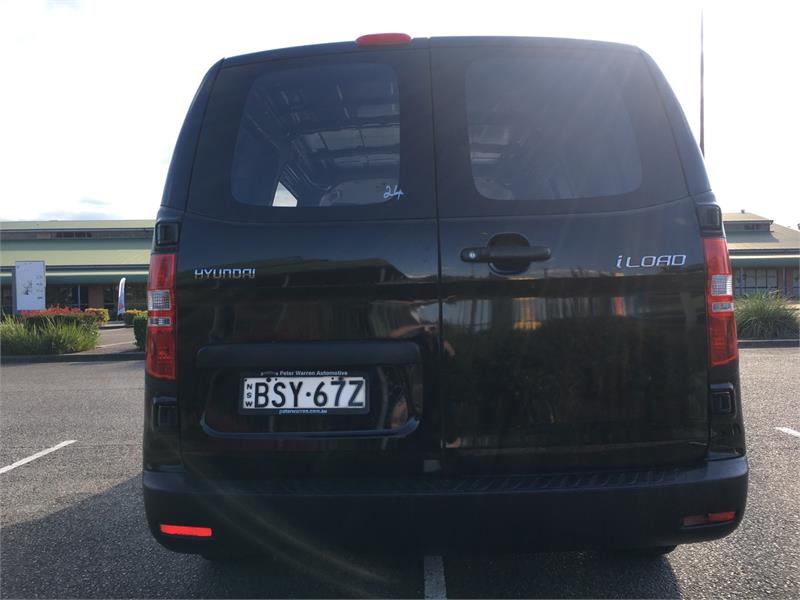 2010 HYUNDAI ILOAD TQ-V SPORTS AUTOMATIC VAN