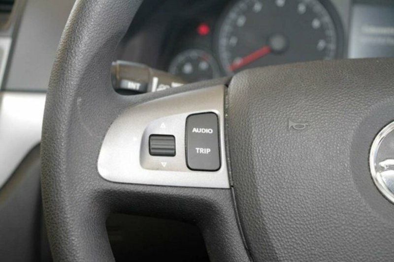 2013 HOLDEN COMMODORE OMEGA (LPG) VE II MY12.5