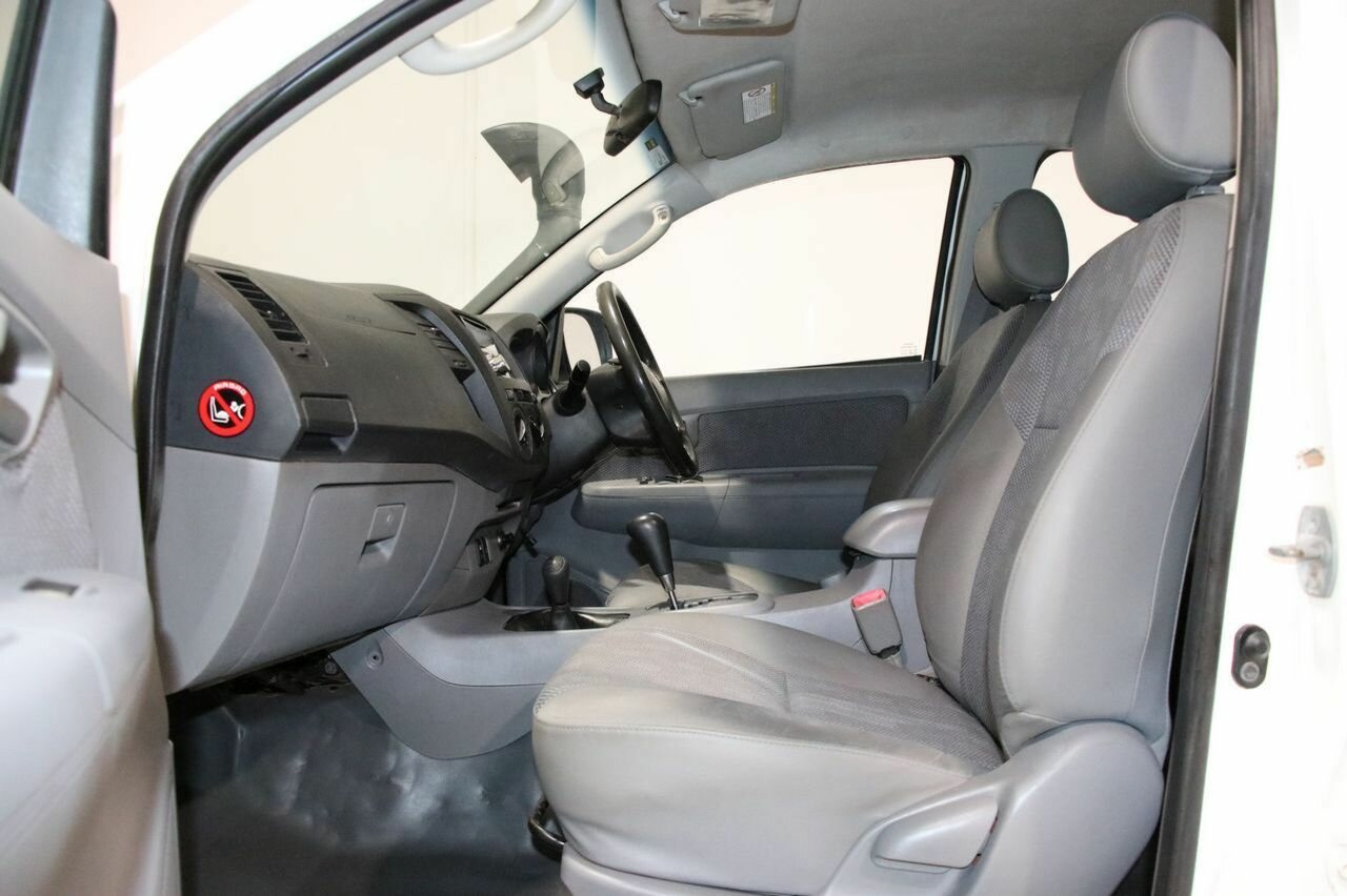 2009 TOYOTA HILUX KUN26R 09 UPGRADE 4 SP AUTOMATIC 4D DUAL CAB PICK-UP