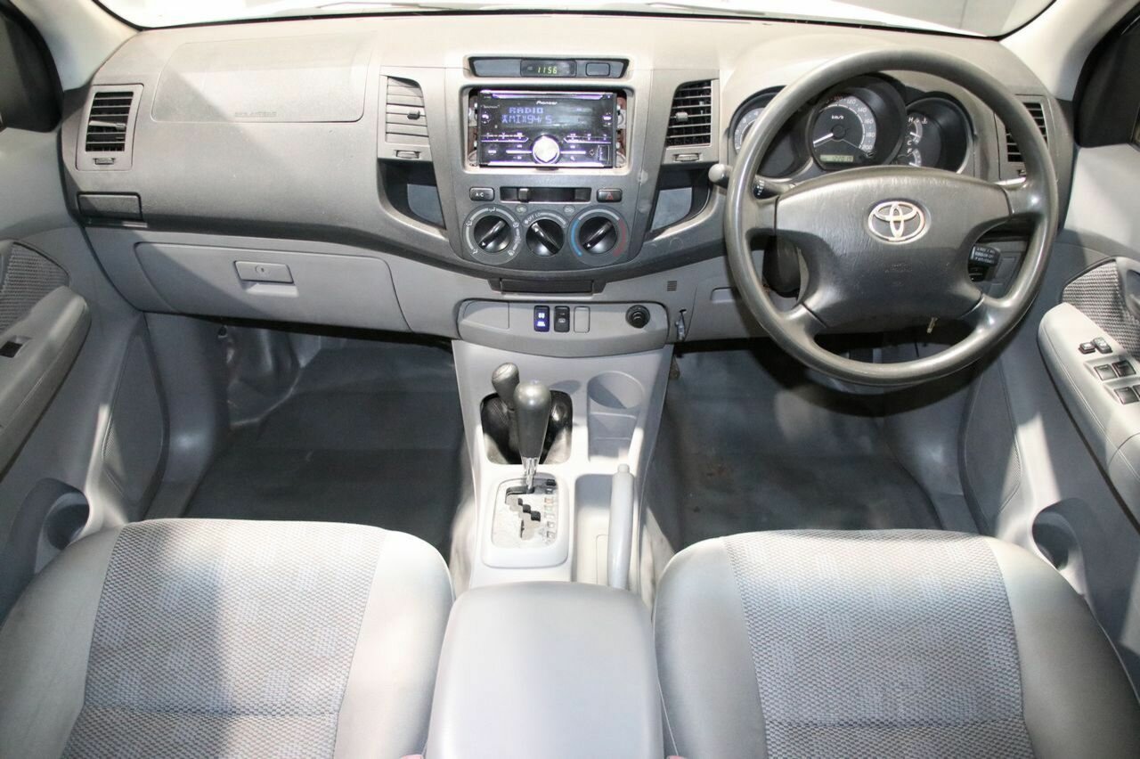 2009 TOYOTA HILUX KUN26R 09 UPGRADE 4 SP AUTOMATIC 4D DUAL CAB PICK-UP