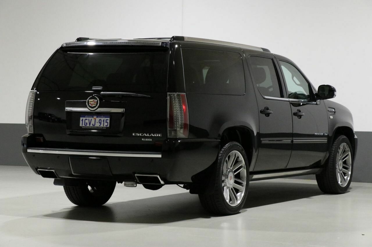 2013 CADILLAC ESCALADE ESV AUTOMATIC WAGON