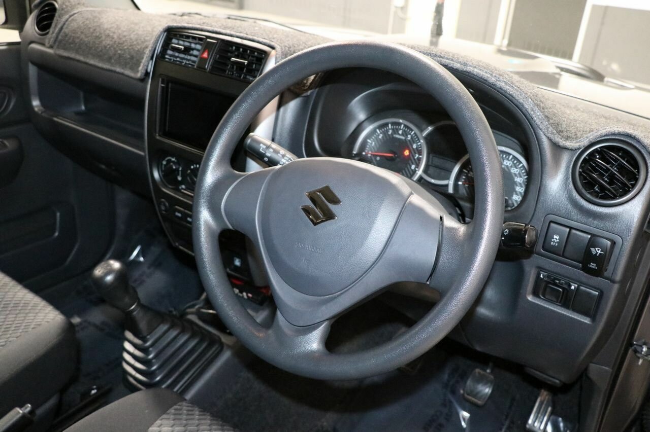 2014 SUZUKI JIMNY 5 SP MANUAL 4X4 2D WAGON