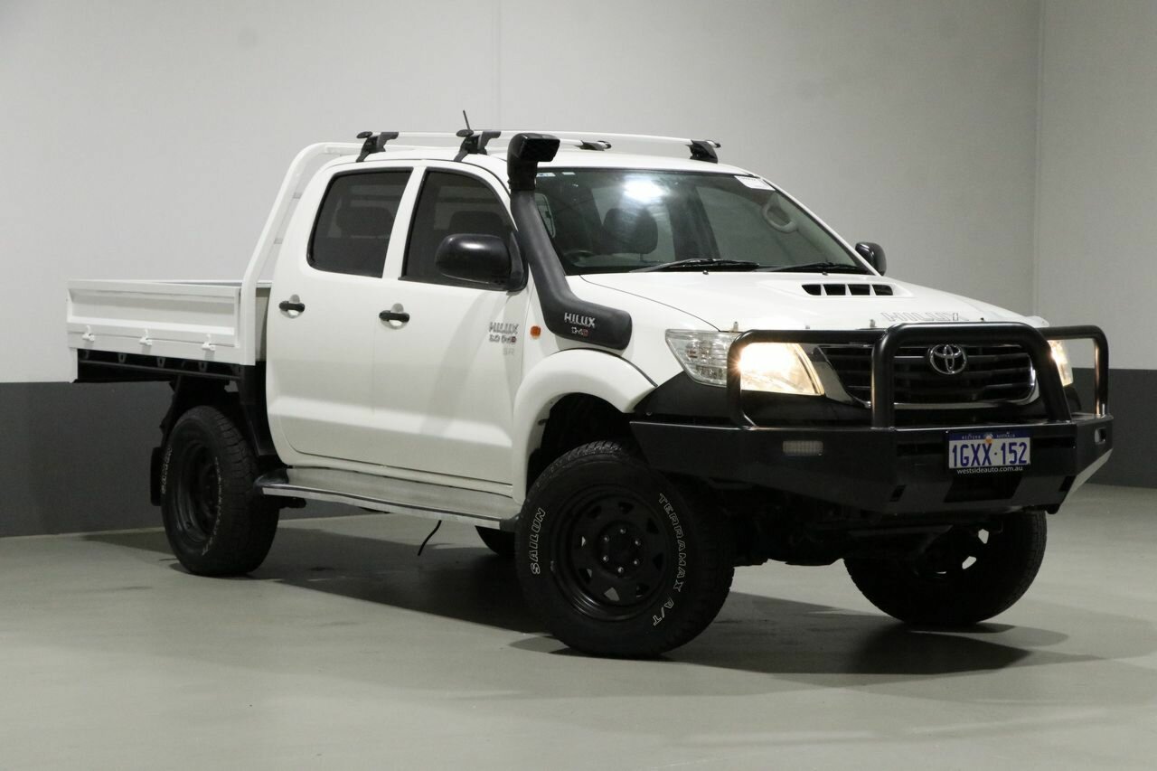 2011 TOYOTA HILUX KUN26R MY12 5 SP MANUAL 4D DUAL CAB CHASSIS