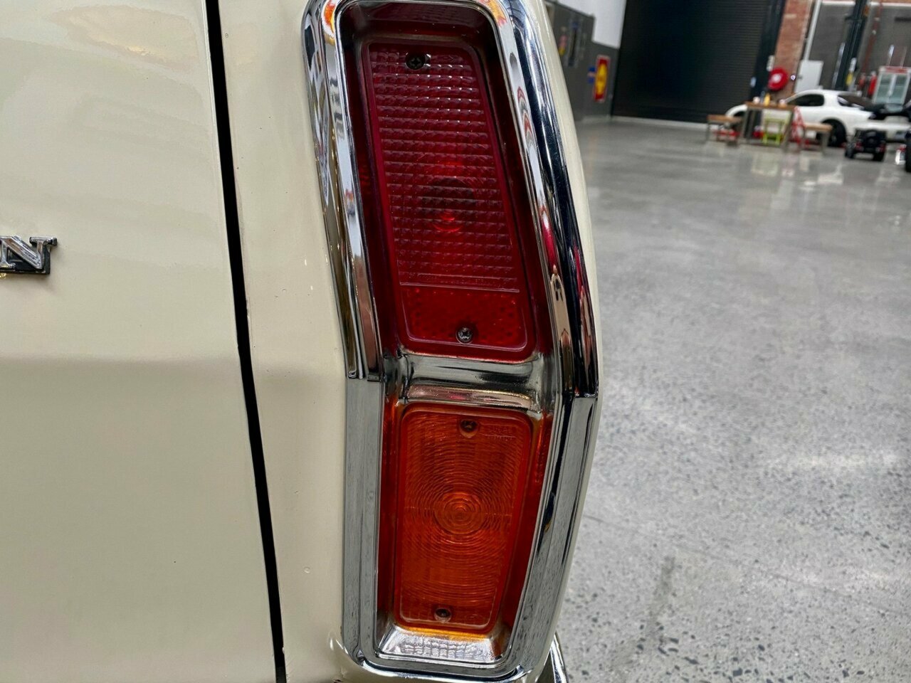 1973 FORD FALCON XA 2 SP MANUAL 5D WAGON